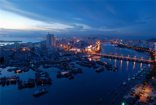 漯河召陵区哪个区域气候醉好？